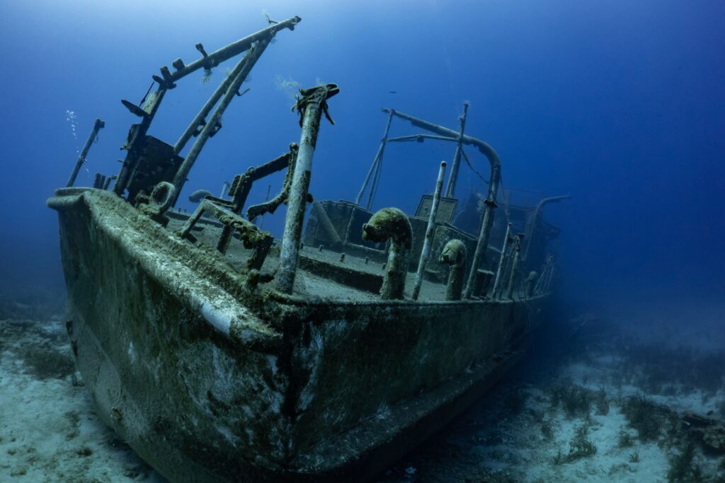 How to Become a PADI Wreck Diver